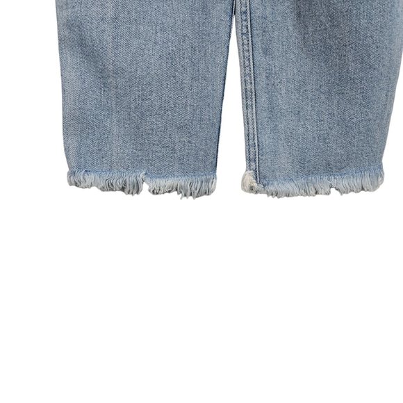 Hollister Juniors Curvy Ultra High Rise Mom Jean Size 7 Distressed Raw Hem Women - Picture 4 of 4